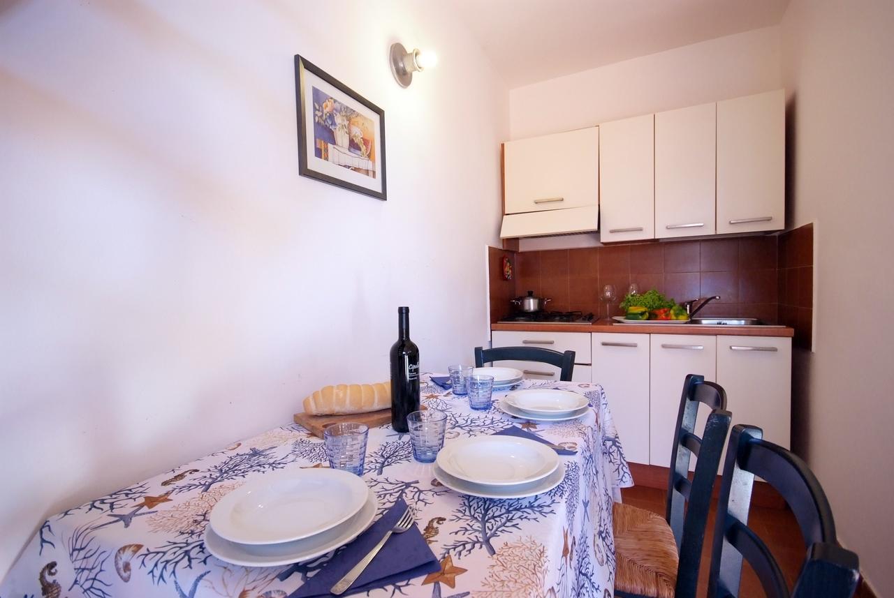 Residence Sud Est Порт-Аццурро Экстерьер фото