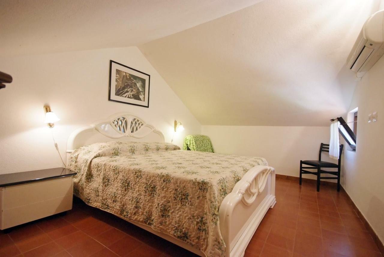 Residence Sud Est Порт-Аццурро Экстерьер фото