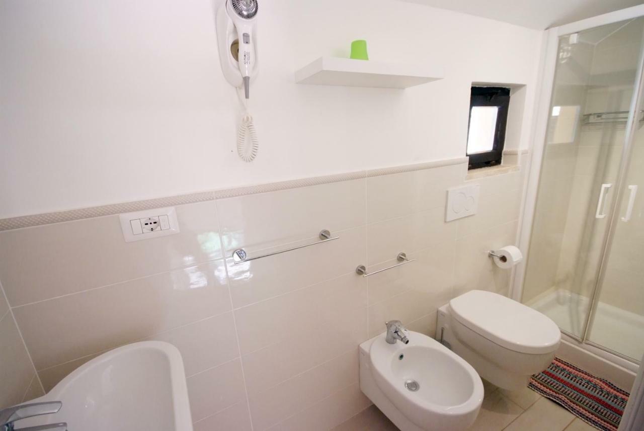 Residence Sud Est Порт-Аццурро Экстерьер фото
